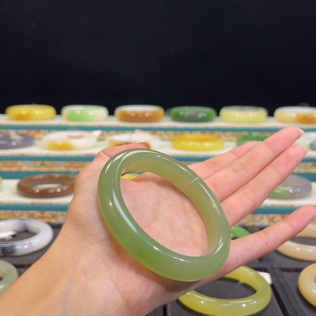 和田玉未镶嵌手镯冰底翠青