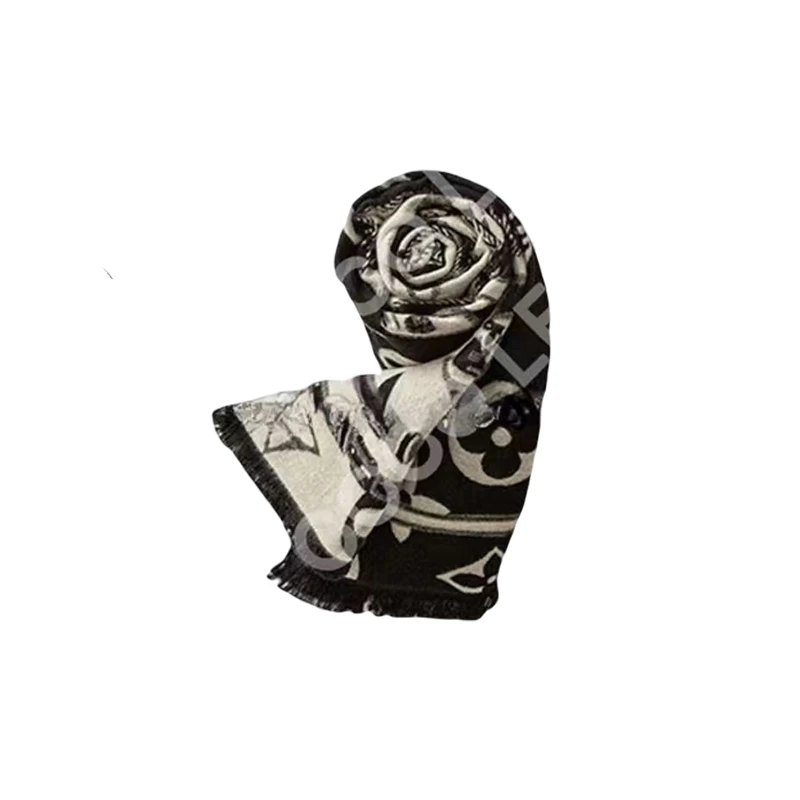 【万姐高定】秋冬轻奢高级感老花四叶草围巾披肩