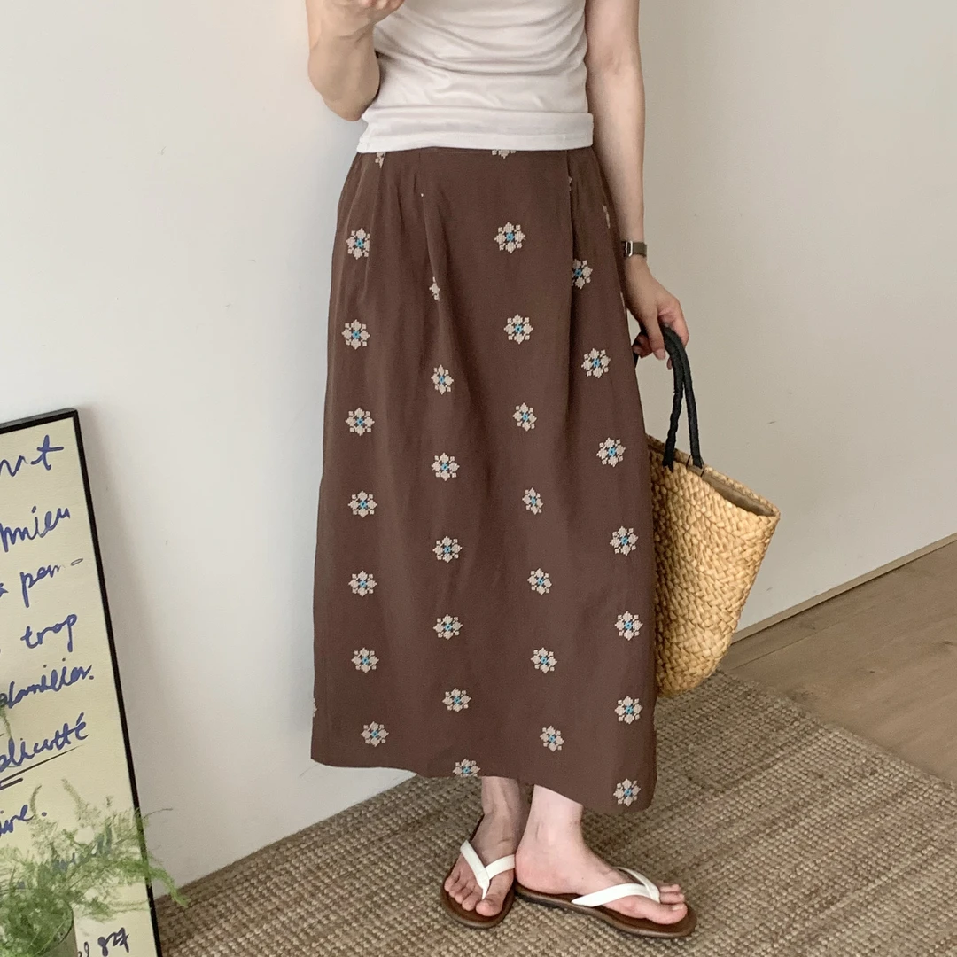 【微醺时刻】2025夏季新款天丝亚麻重工刺绣a字长裙宽松开衩半身裙