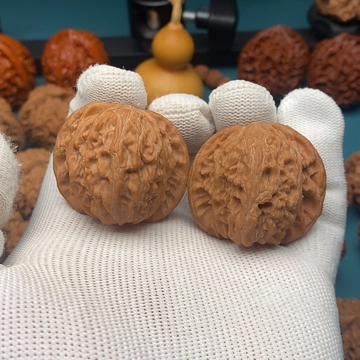 文玩核桃把件39磨盘，轻微水尖