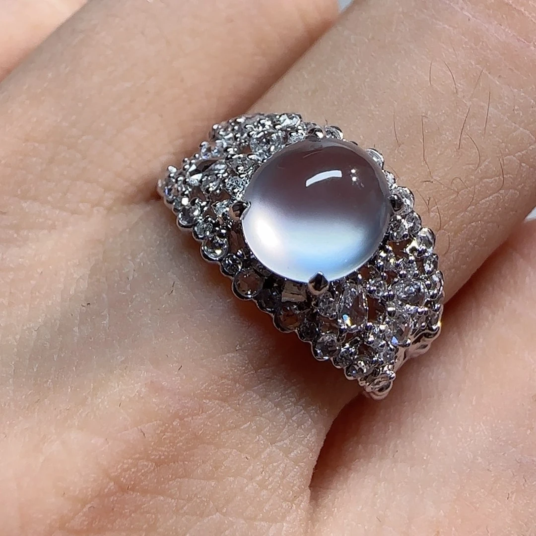 翡翠戒指18K金镶嵌蕾丝款