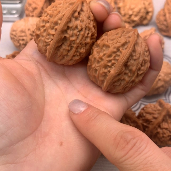 把件文玩核桃金牛39