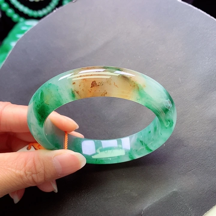 未镶嵌手镯石英质玉