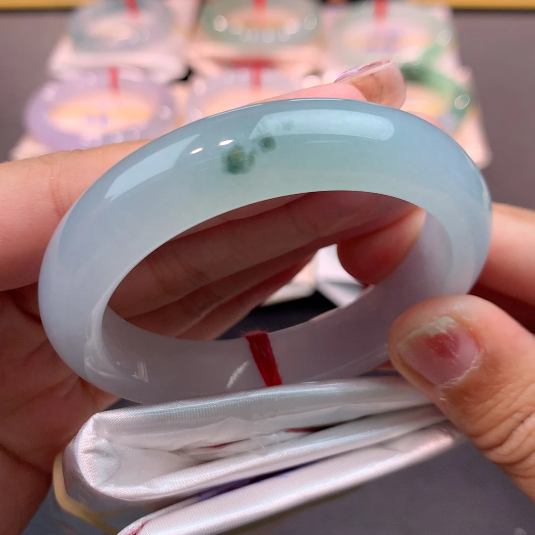 翡翠未镶嵌手镯2号