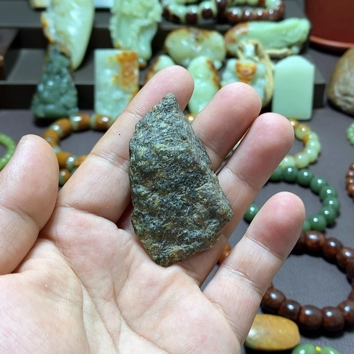 岫岩河磨玉（透闪石质玉）未镶嵌挂件