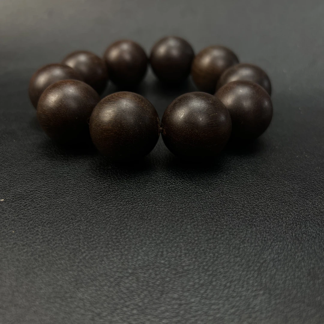 黑金贡木2.5*10颗单圈手串