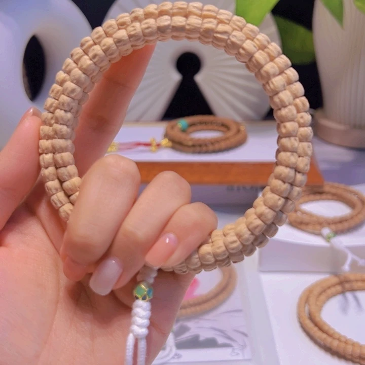 信***练柏香籽/百香籽吊坠