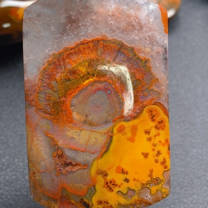 玛瑙/玉髓颈饰未镶嵌大**头