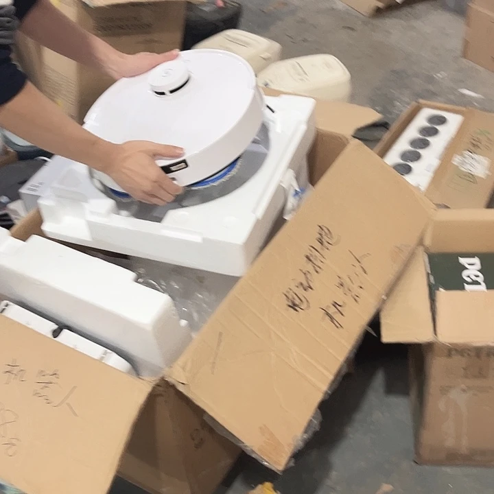 孤品捡漏科w斯扫地机器人
