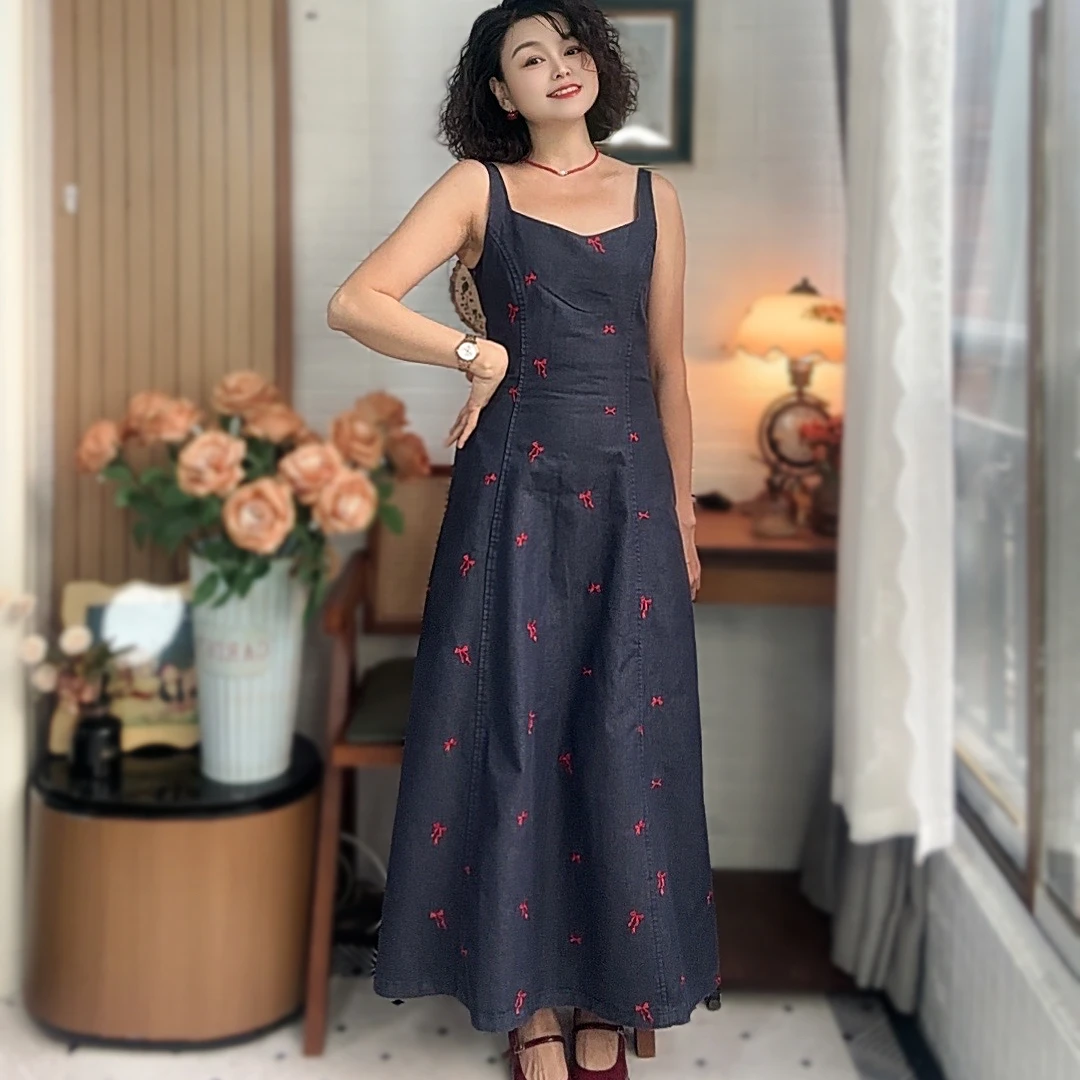 2025法式方领高腰吊带提花连衣裙小众吊带裙时尚复古显瘦SSH002