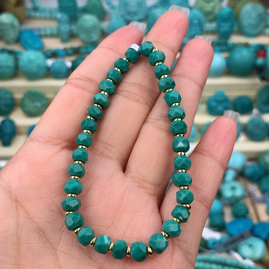 绿松石未镶嵌珠宝奇石5