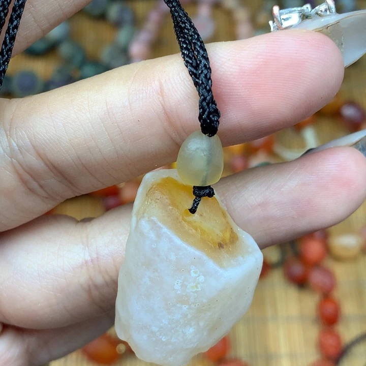 玛瑙/玉髓未镶嵌珠宝半成品
