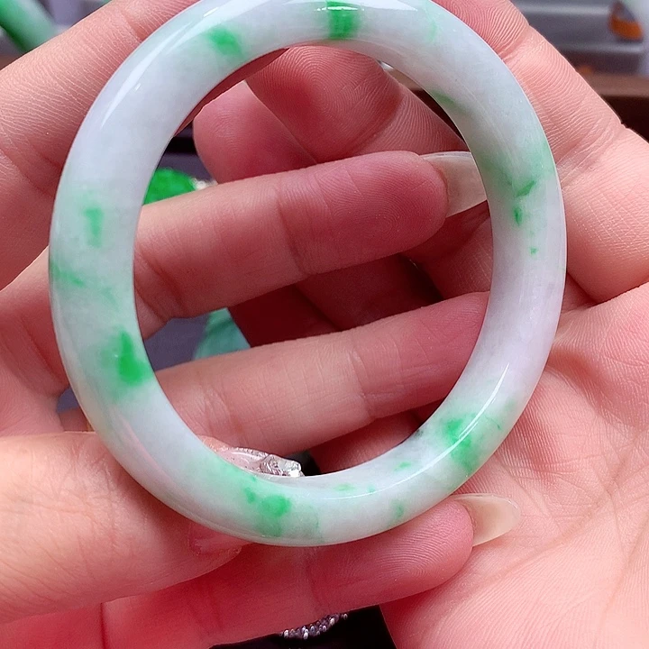 翡翠未镶嵌手镯翡翠手镯
