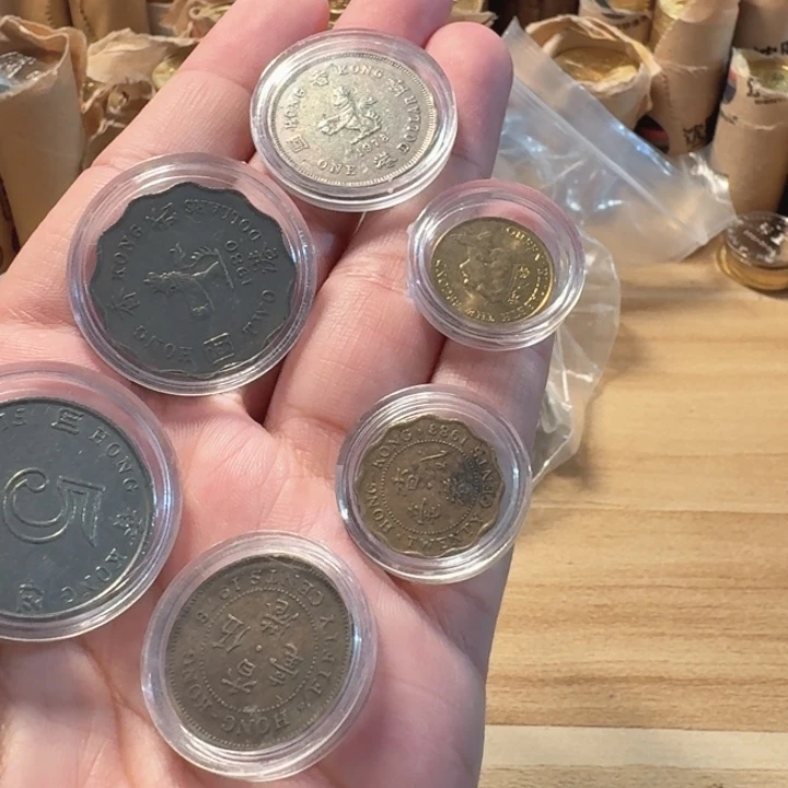 其他普通金属女王套装6枚，不分冠，流通品