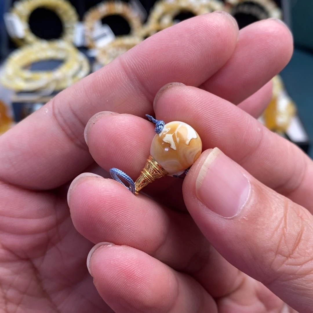 蜜蜡银S925镀金镶嵌裸石12mm左右