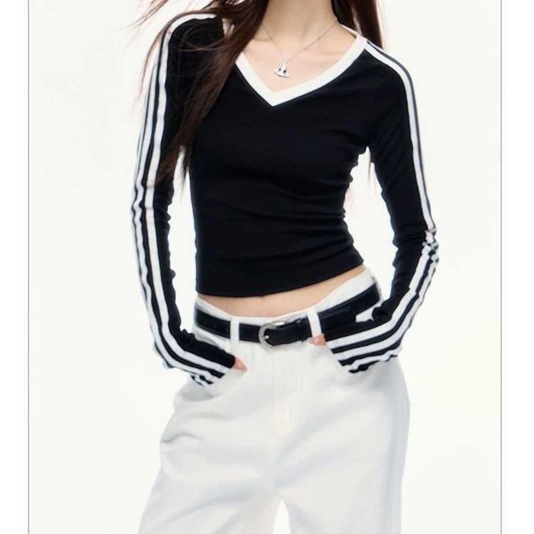 美式V领撞色条纹长袖T恤女2025秋季新款设计感修身显瘦打底衫
