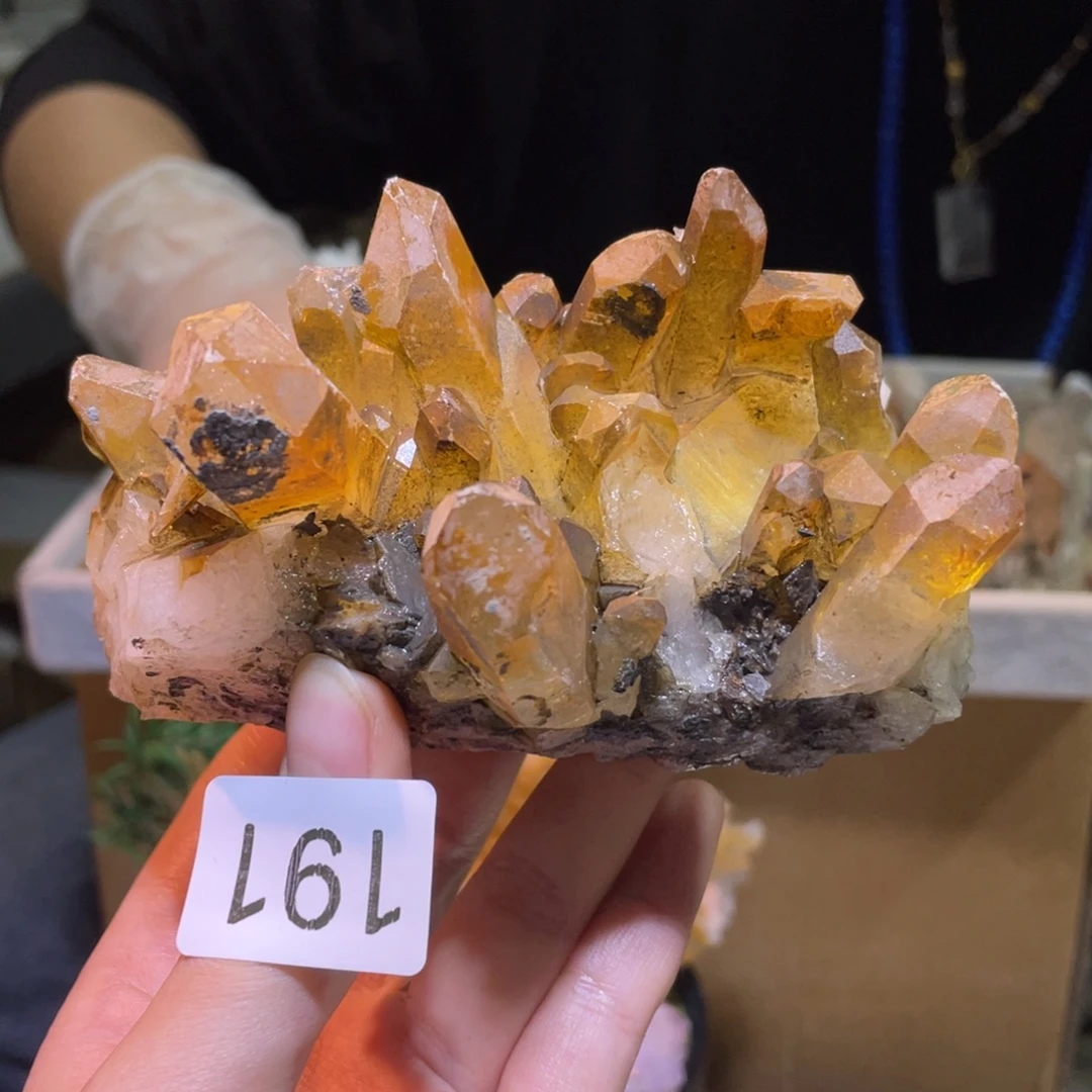 水晶未镶嵌珠宝半成品
