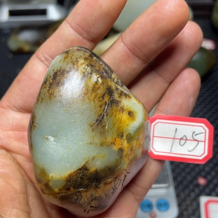 颈饰未镶嵌和田玉铁**道105