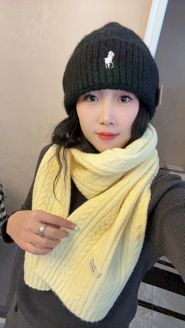 软糯氛围感围巾女冬季纯色复古百搭毛加厚保暖圣诞围脖