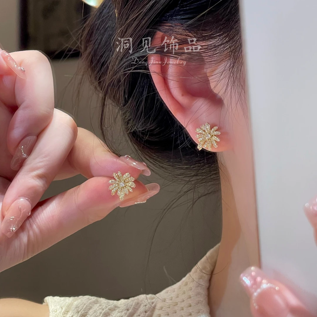 【序语】金色花朵锆石设计感气质百搭女设计耳饰ES790