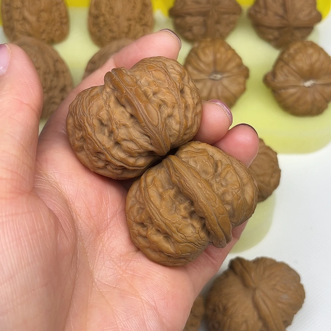 壹***三文玩核桃吊坠元宝