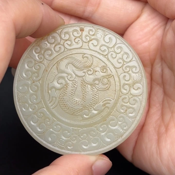 和田玉未镶嵌挂件迷***镚