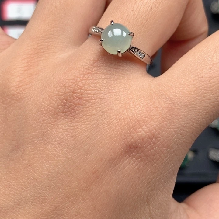 翡翠未镶嵌戒指戒指