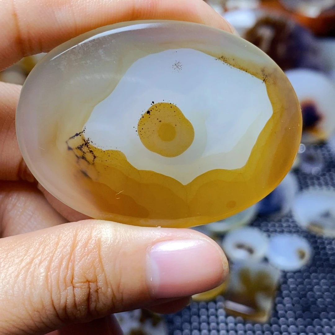 玛瑙/玉髓未镶嵌珠宝半成品