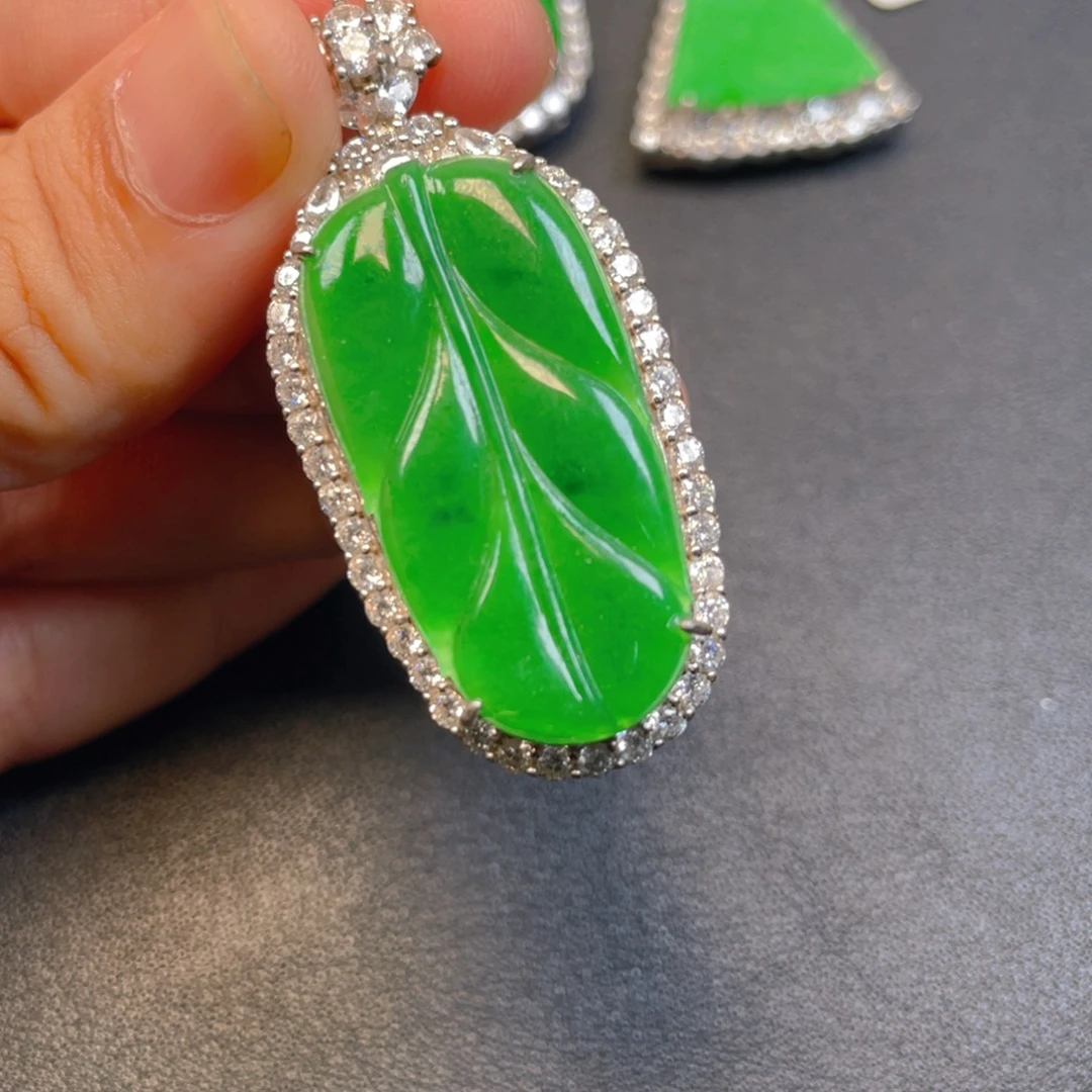 翡翠银S925镶嵌吊坠(不含链)