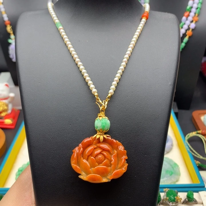 颈饰未镶嵌翡翠红翡花