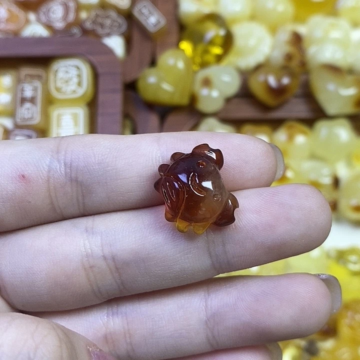 吊坠橄榄核小螃蟹