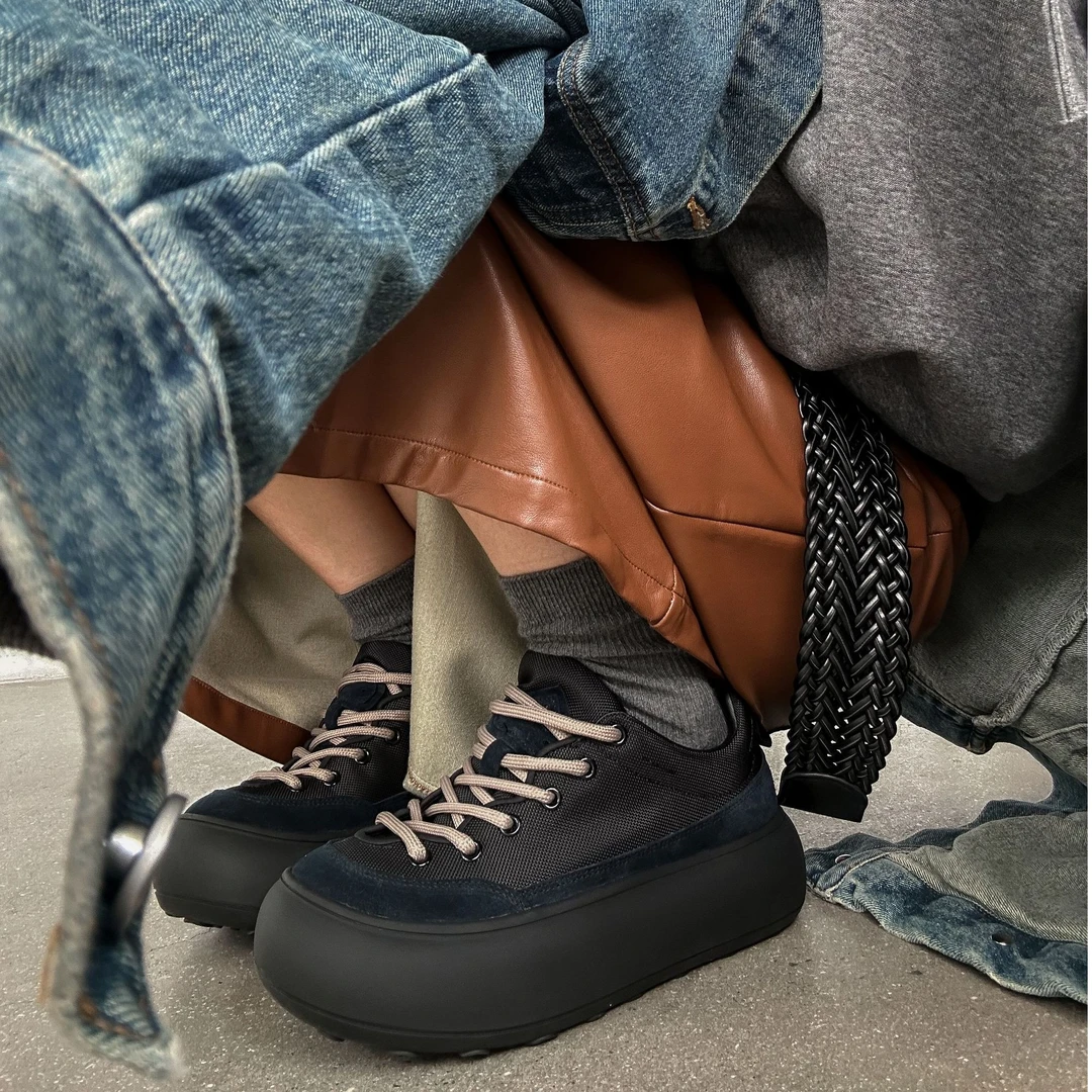 Y666-3 SGIRL TWTW女鞋厚底面包鞋秋季新款磨砂皮百搭休闲德训鞋