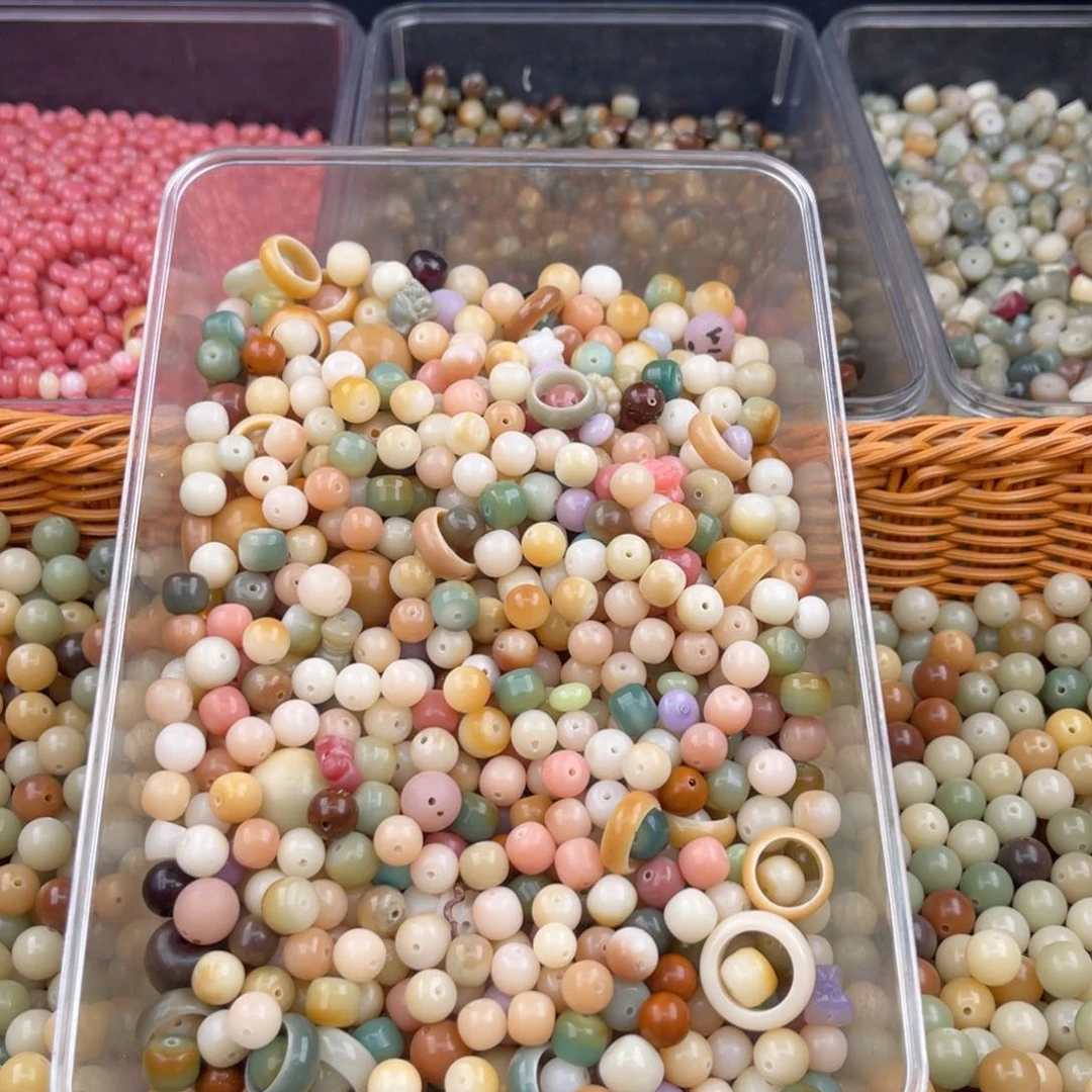 白玉菩提吊坠明***8z 大杂烩500 颗。微瑕不售后