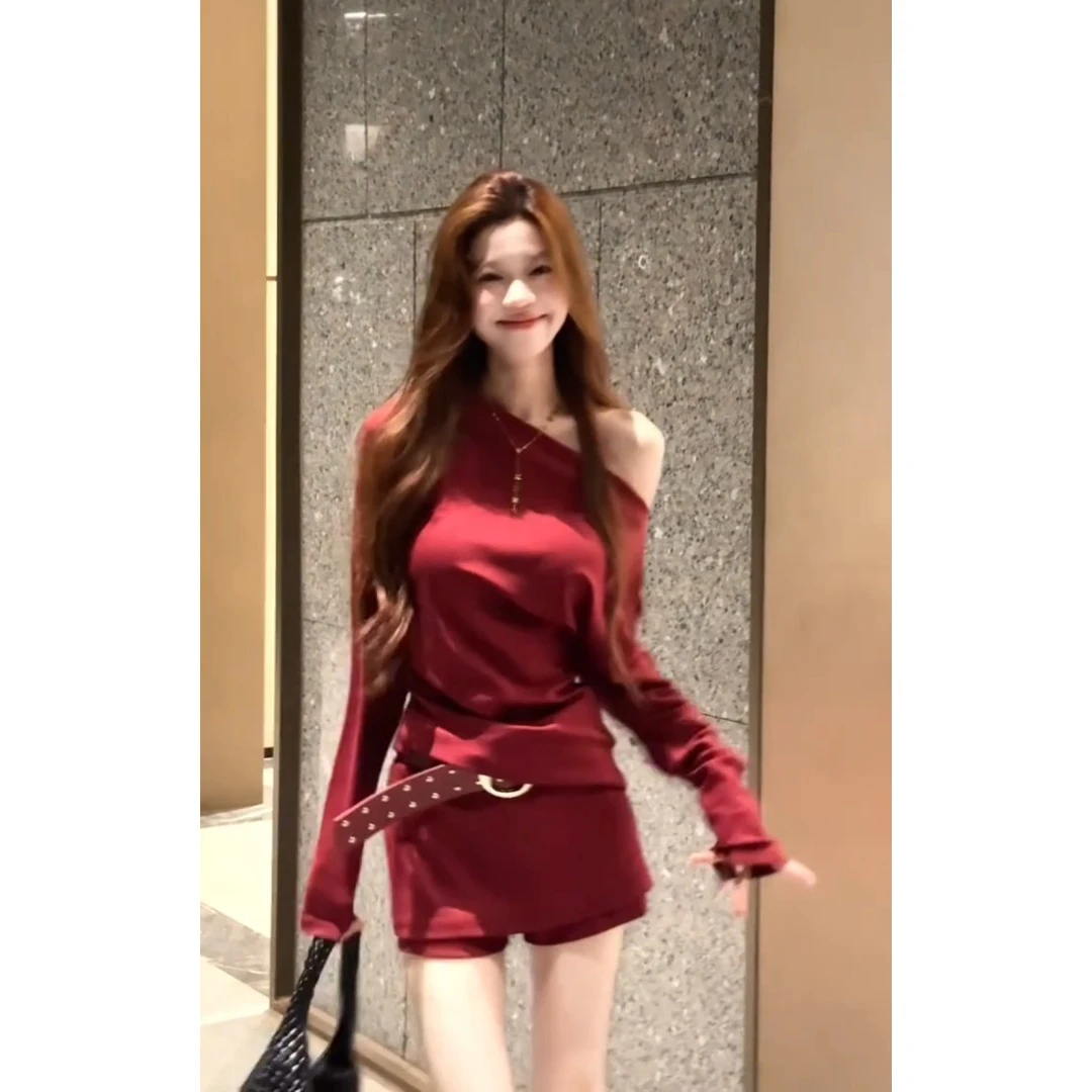 酷飒风女装高级感两件套装女早秋款新款长袖上衣纯欲风辣妹短裙子