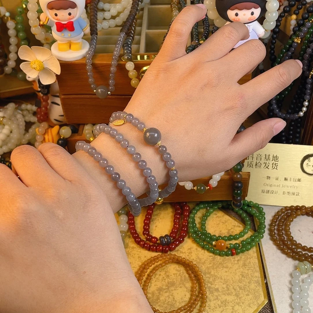 和田玉多圈手串未镶嵌