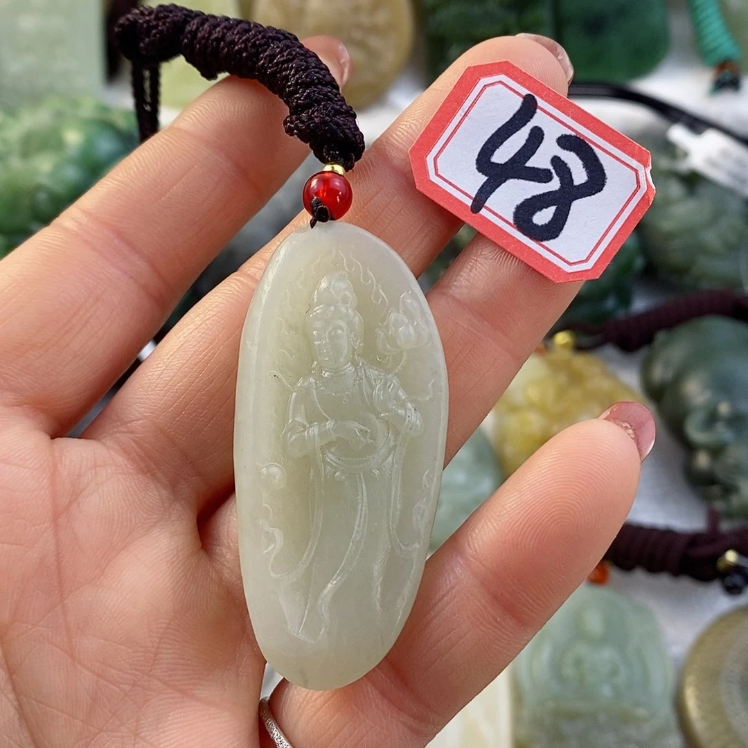 和田玉（糖玉）颈饰未镶嵌