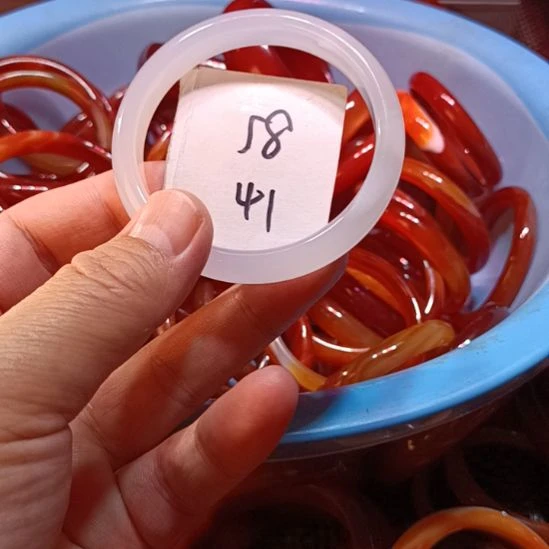 玛瑙/玉髓未镶嵌手镯