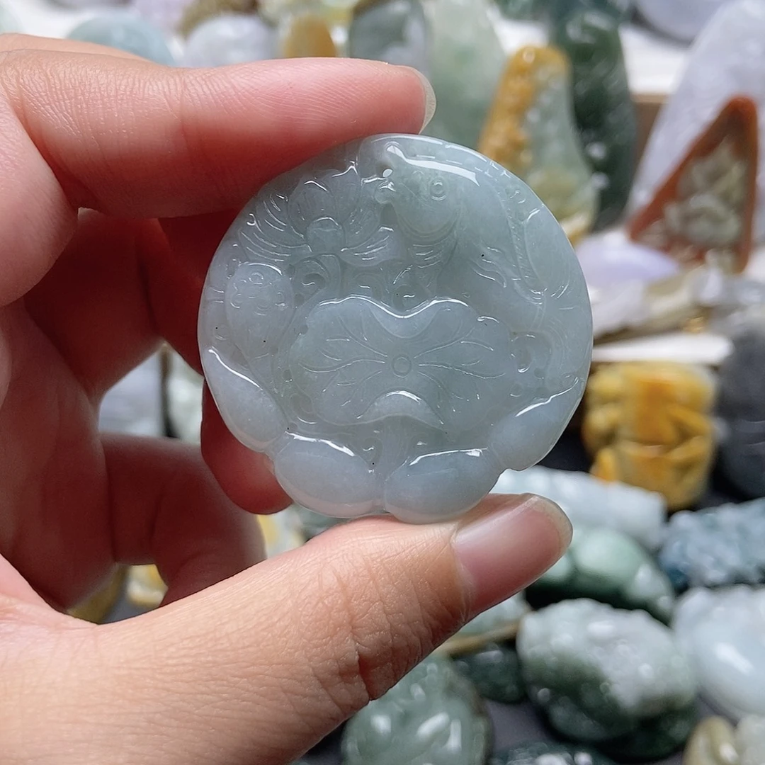 翡翠未镶嵌颈饰翡翠