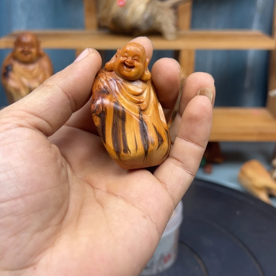 木江****头崖柏木摆件手把件