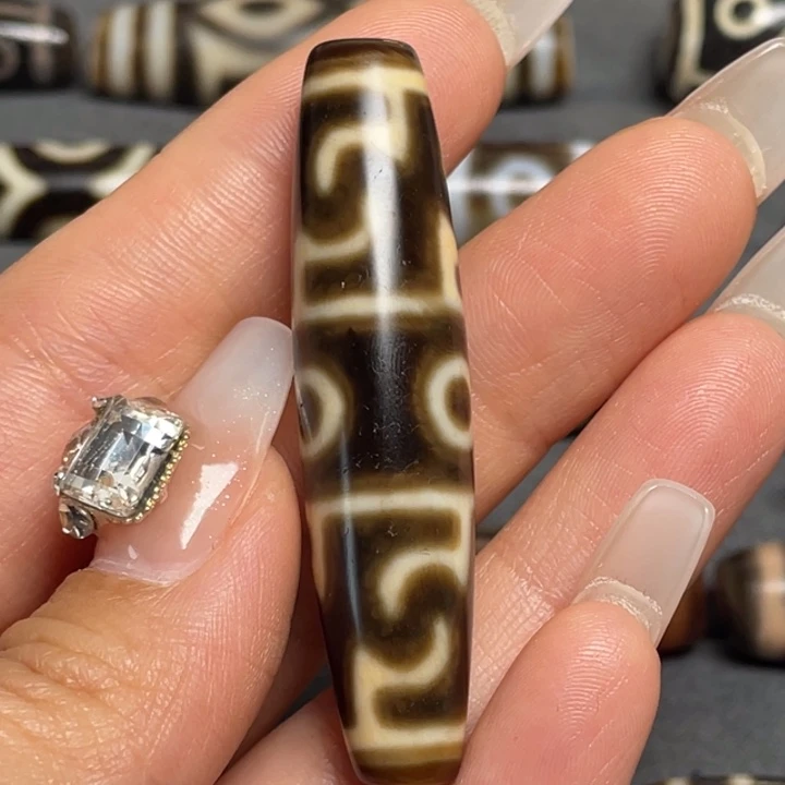 唯***怡玛瑙/玉髓未镶嵌颈饰