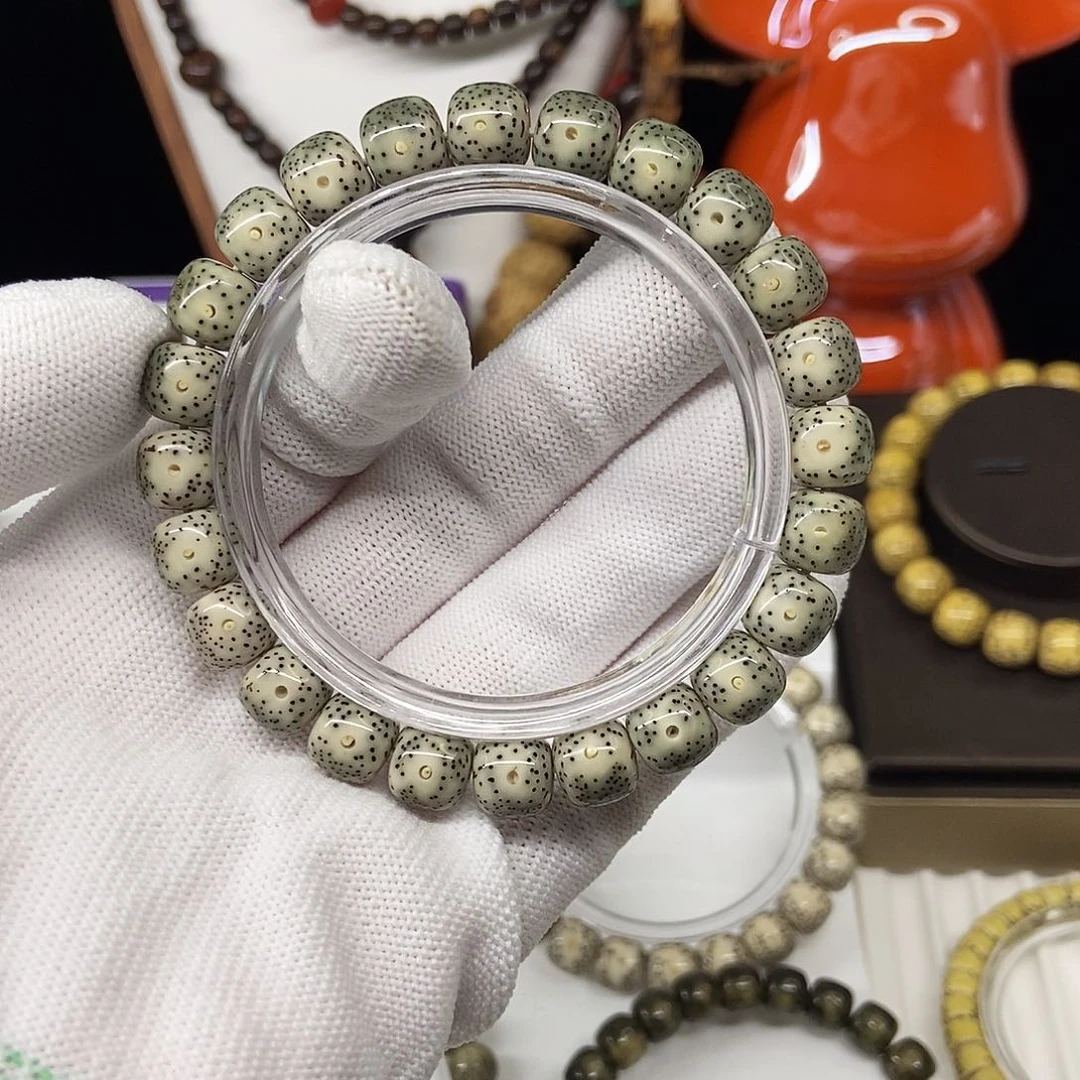 星月菩提手串卡9满绿细星04