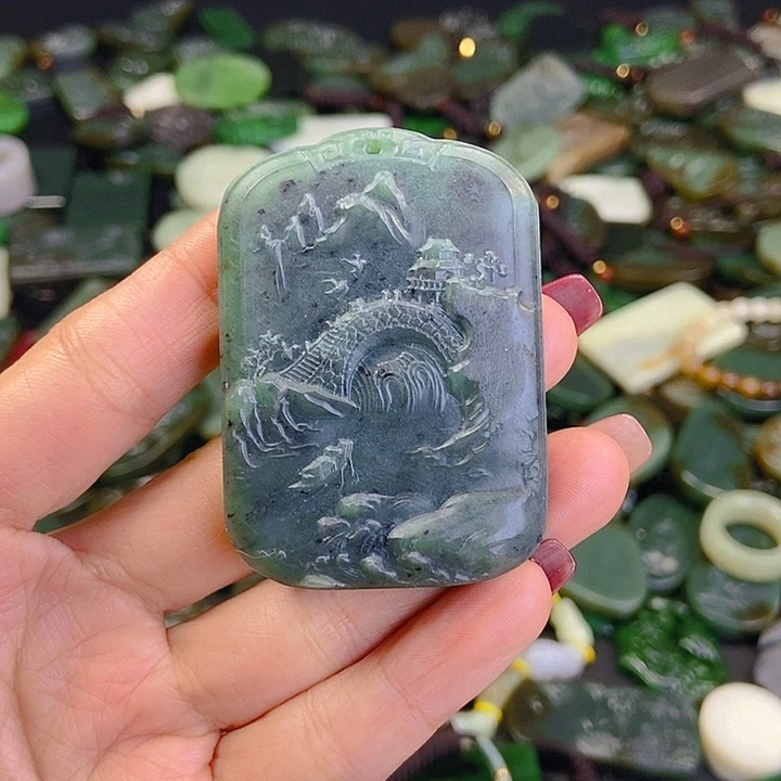 颈饰未镶嵌和田玉