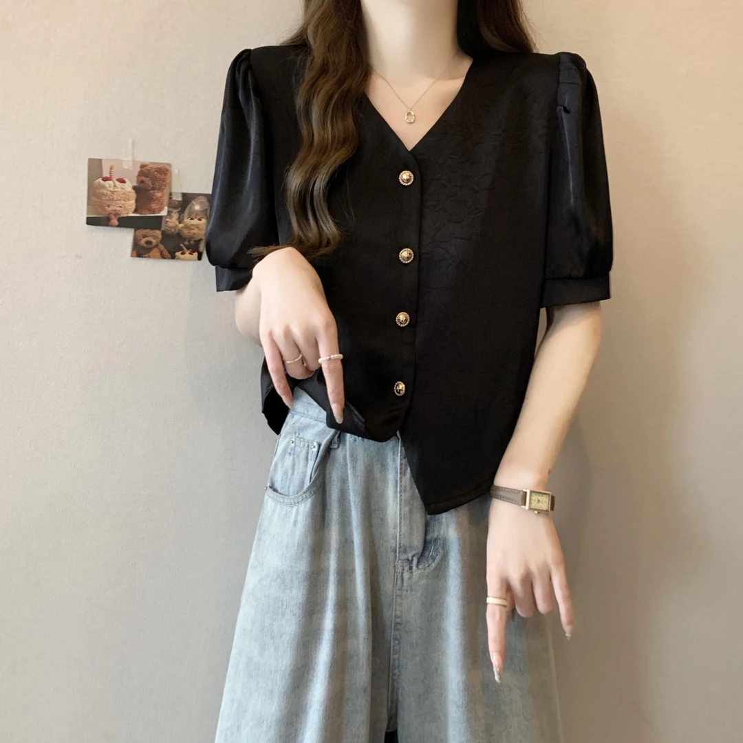 法式V领醋酸缎面雪纺短袖衬衫女夏季大码胖妹妹显瘦正肩感上衣