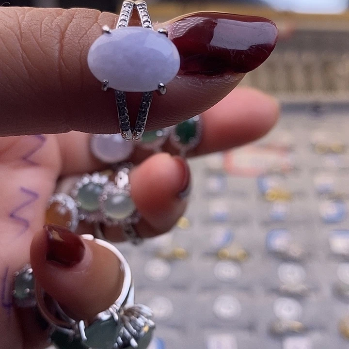 未镶嵌戒指翡翠洁*卡缅甸