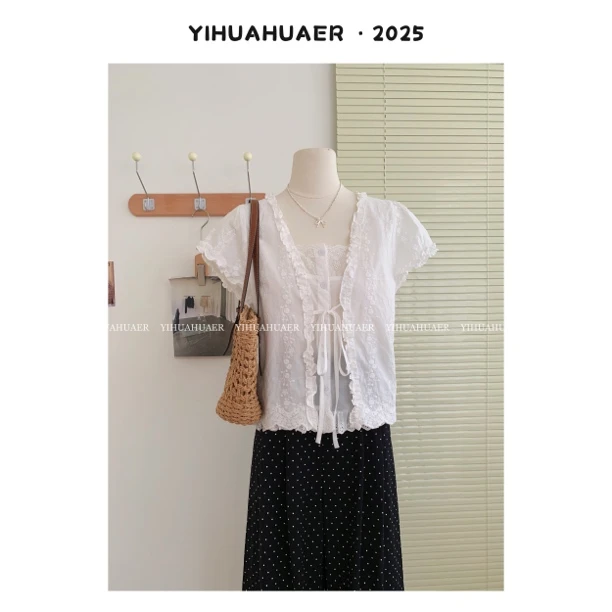 【花开半夏】东大门韩版夏款新款设计感重工花边百搭小衫2994