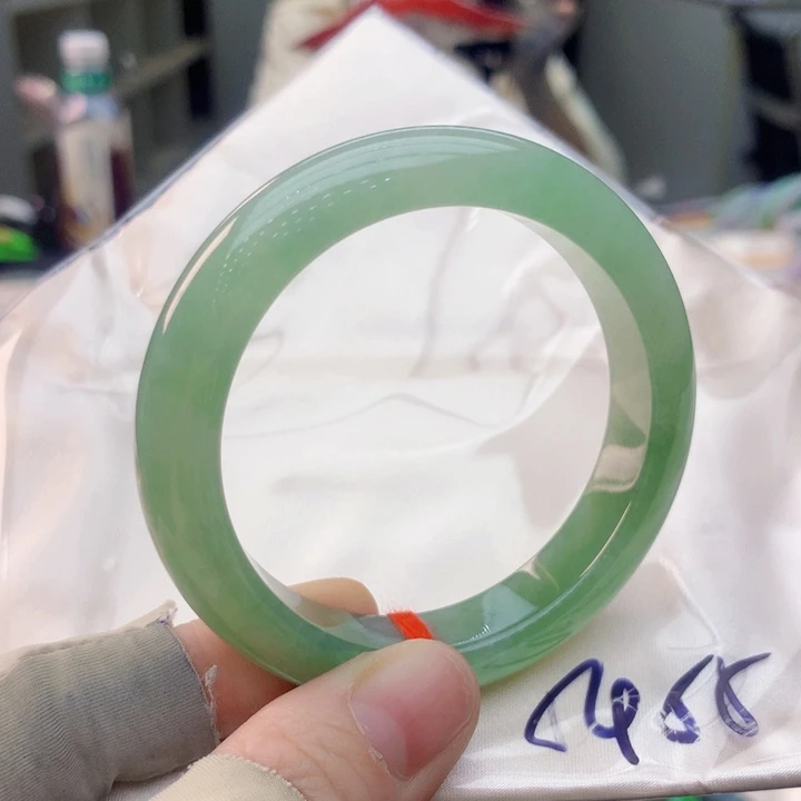 翡翠未镶嵌手镯翡翠手镯