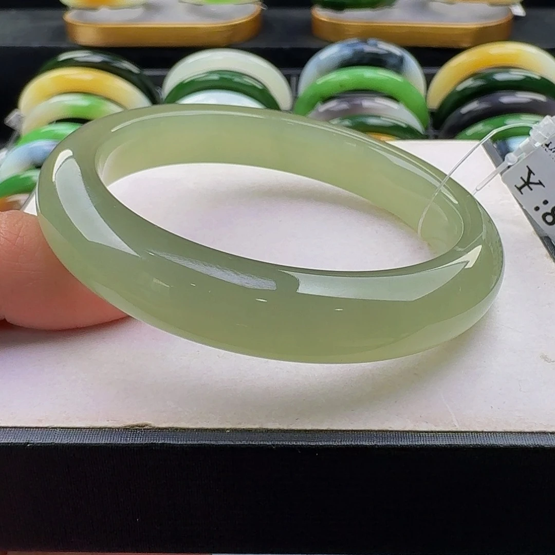 未镶嵌手镯和田玉56.9