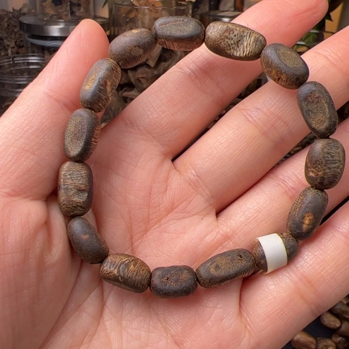 沉香碎屑沉香沉水奇楠淳化老料留疤随形-7