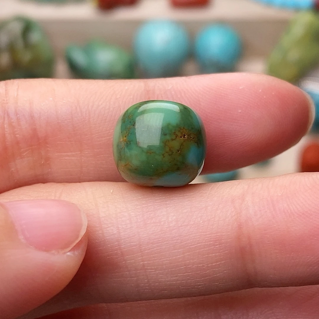 绿松石绿松石未镶嵌潇****?