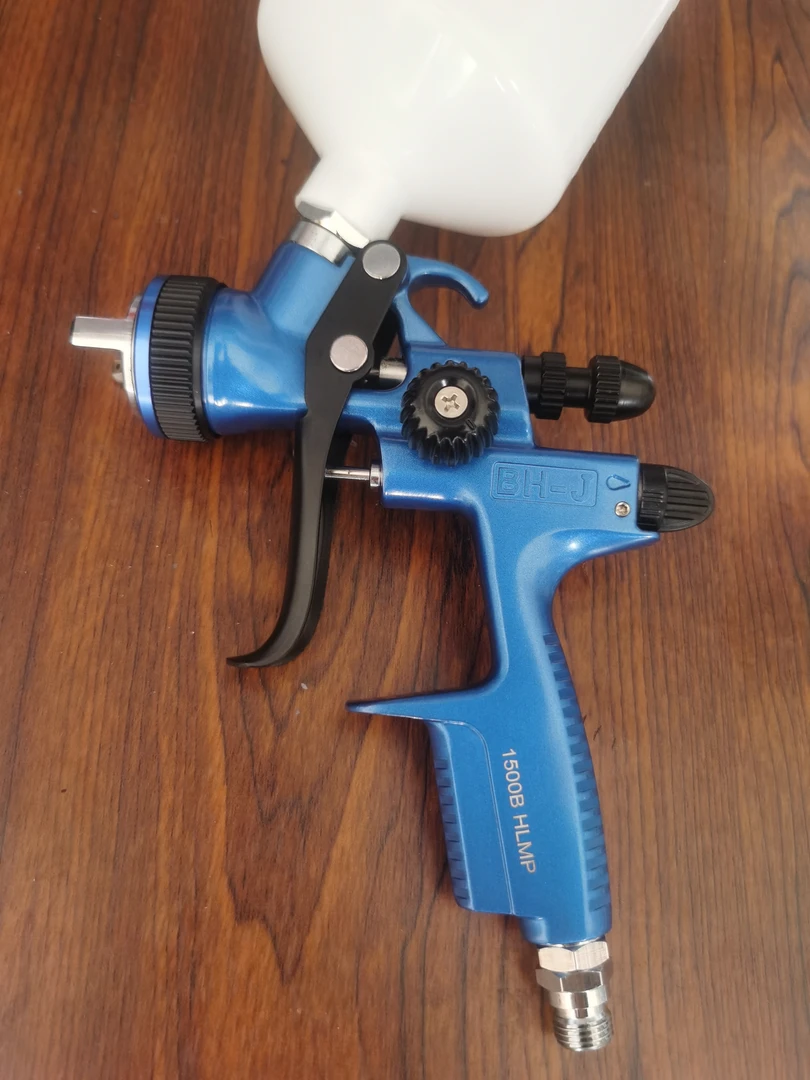 喷枪适用于汽车油漆面漆喷涂